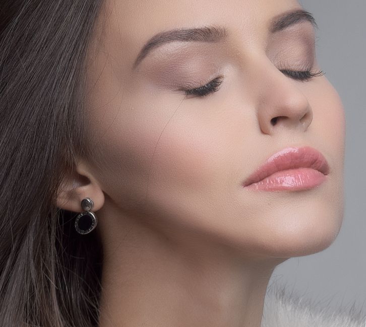 semi permanent makeup eyebrow microblading
