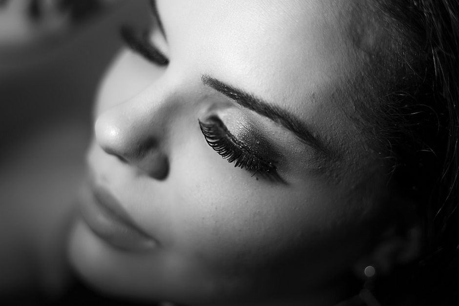 semi permanent makeup eyebrow microblading
