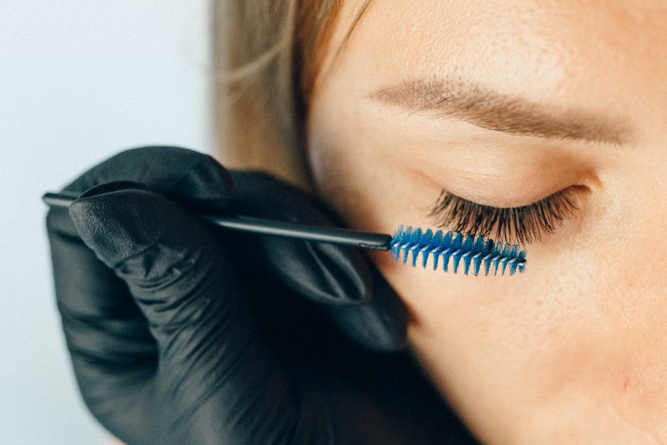 semi permanent makeup eyebrow microblading