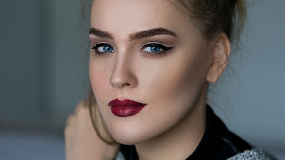 semi permanent makeup eyebrow microblading
